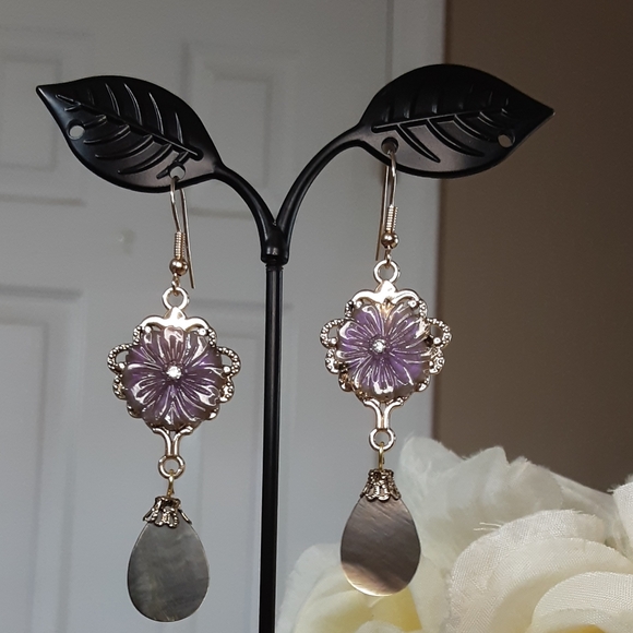 Hand Crafted Jewelry - Handmade Shell and Glass Flower Earrings Purple Gold Tone
